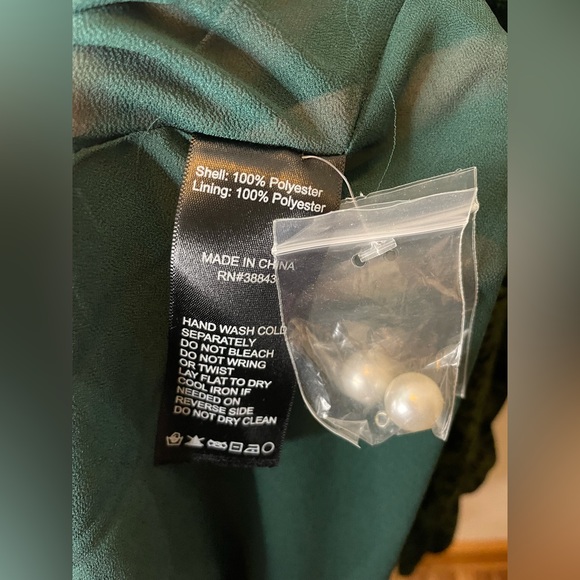 Sam Edelman Crushed Velvet Dress in HUNTER GREEN Slit Sleeves - Picture 9 of 9